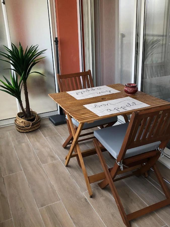 Cote D'Azur Joli Studio 50M Plage, Climatisation , Parking. Вильнёв-Лубе Экстерьер фото